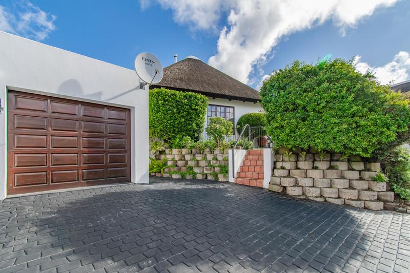 3 Bedroom Property for Sale in Vergesig Western Cape